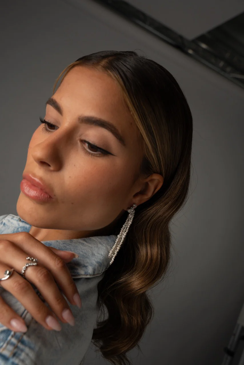 Adorn Earrings Pearl Tassel Silver - Image 6