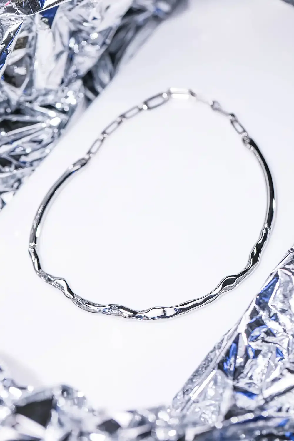 Molten Choker Silver - Image 8